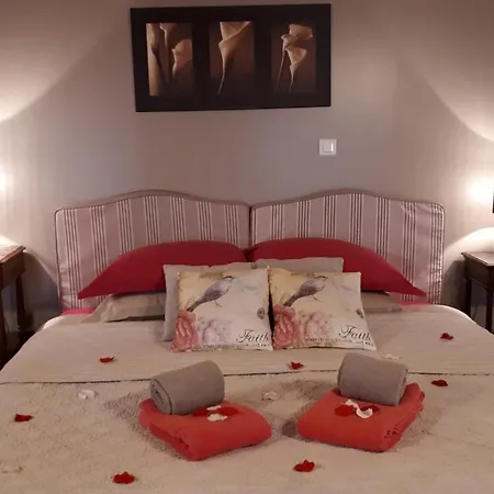 Bed & Breakfast Et Roulotte De La Gentilhommiere